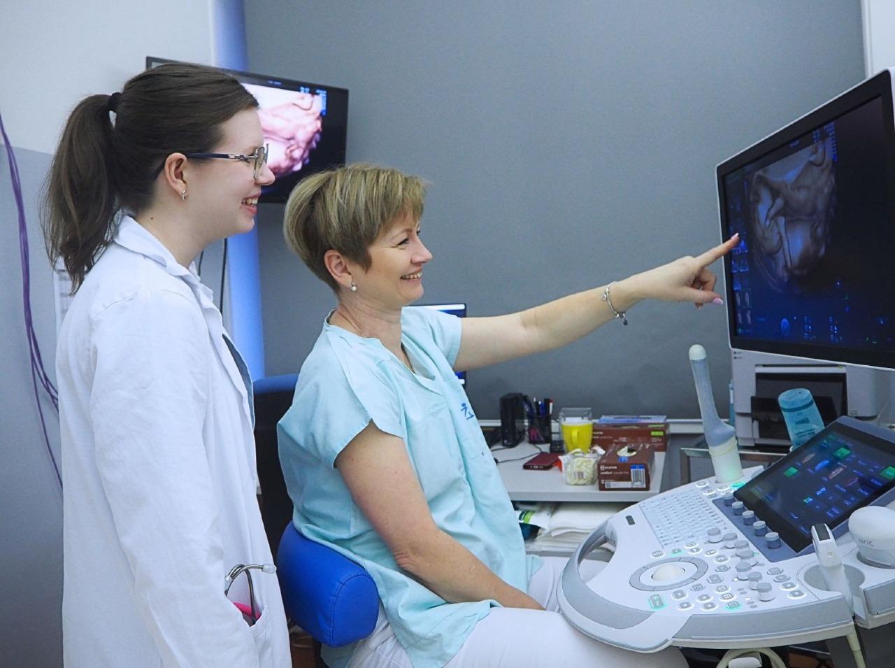 PROF. KACEROVSKÁ UKÁZALA MEDIČCE SVĚT FETOMATERNÁLNÍ MEDICÍNY 👶🩺