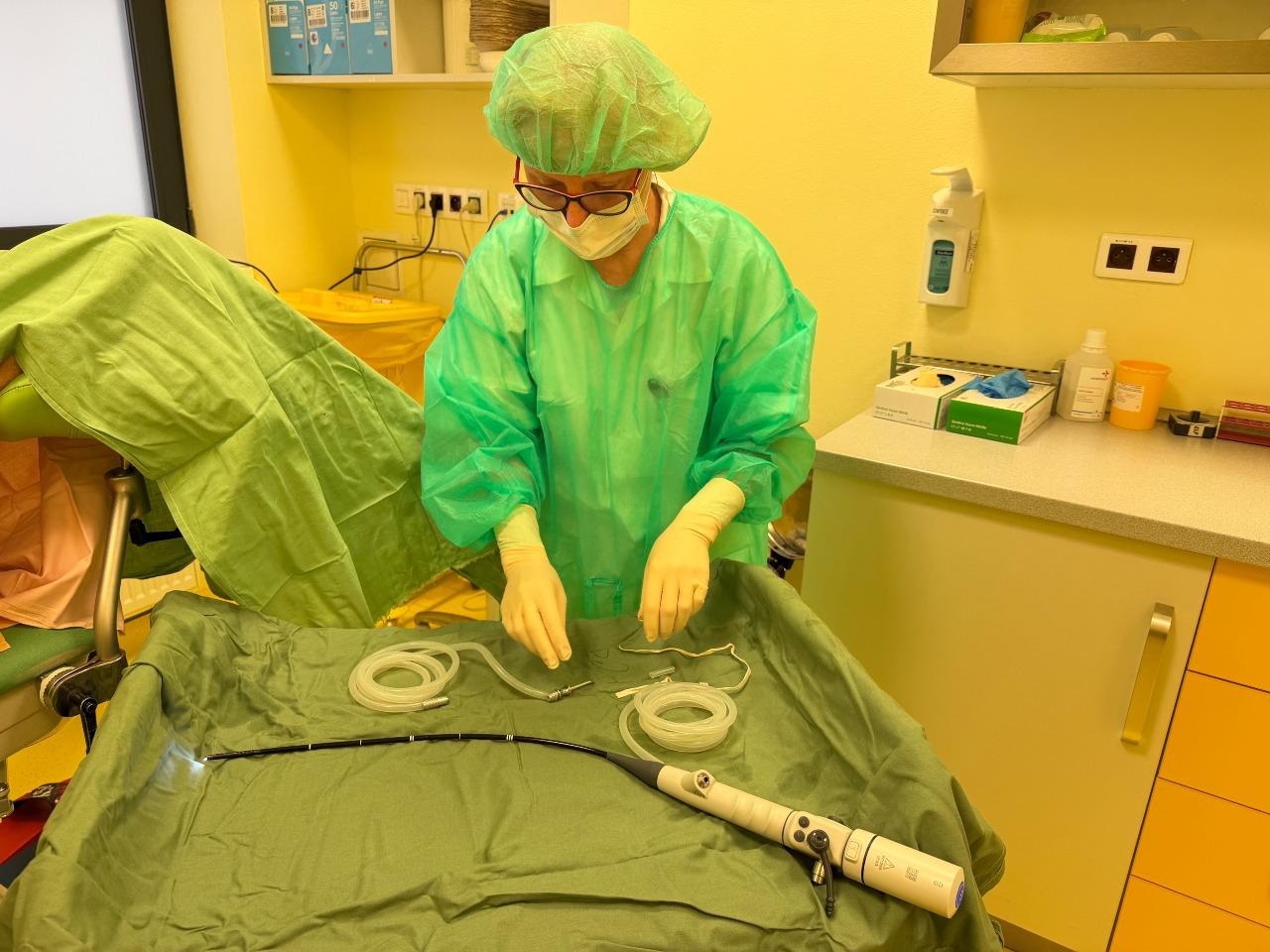 Endoskopická věž zvyšuje komfort pacientů v urologické ambulanci