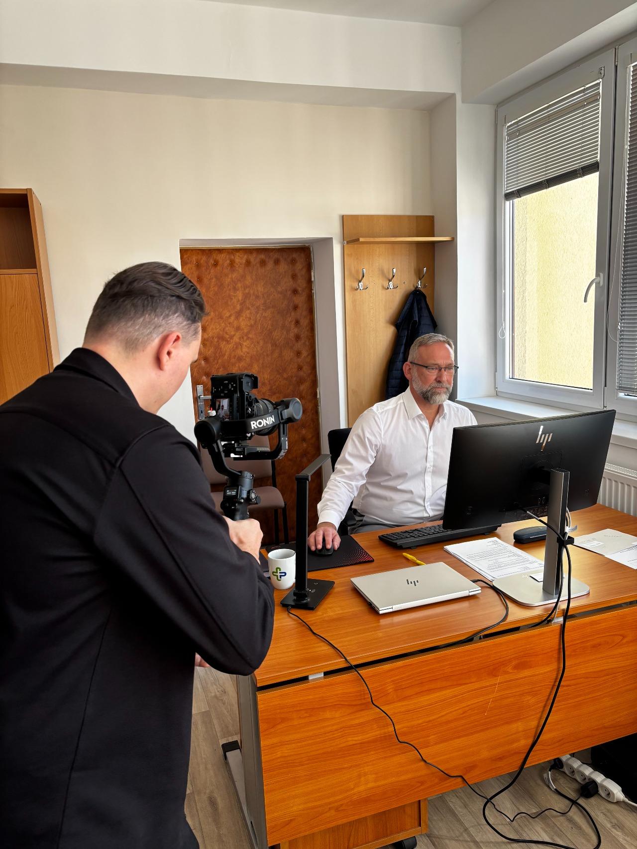 Když se nemocnice na jeden den proměnila v natáčecí studio 