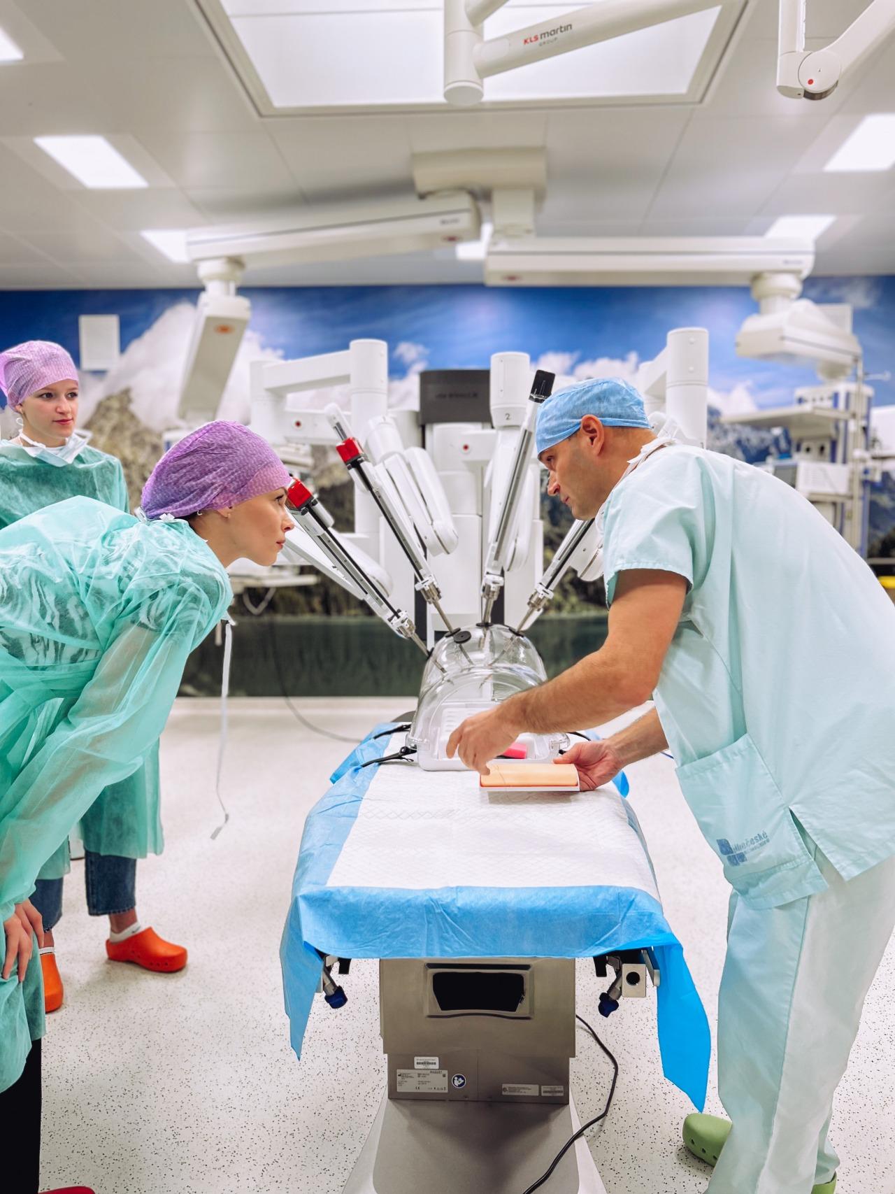 My Clinic Chirurgický Kemp 